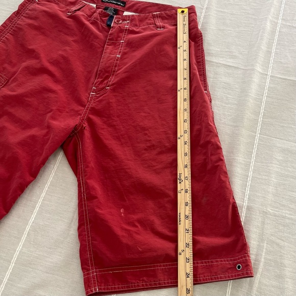 VINTAGE No Boundaries Men's Red Cargo Shorts 32 Y2K Skater Baggy Techwear - Picture 10 of 12
